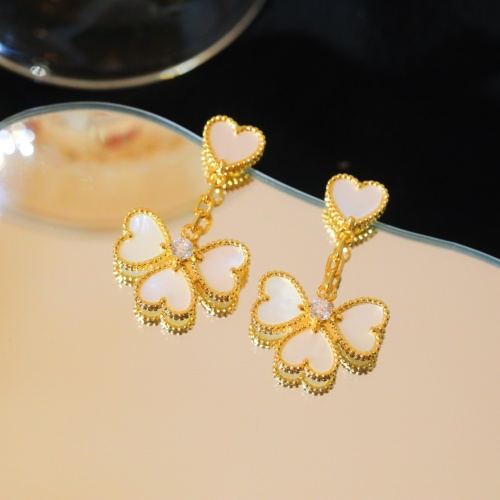 Replica Van Cleef & Arpels Earrings For Women #1238913 $72.00 USD for Wholesale