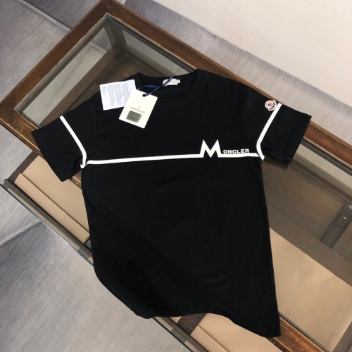 Moncler T-Shirts Short Sleeved For Unisex #1239199