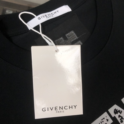 Replica Givenchy T-Shirts Short Sleeved For Unisex #1239265 $41.00 USD for Wholesale