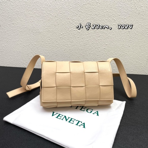 Bottega Veneta BV AAA Quality Messenger Bags For Women #1240941