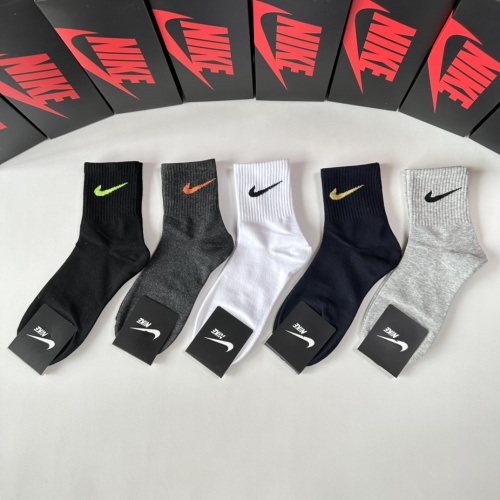 Replica Nike Socks #1241976 $25.00 USD for Wholesale