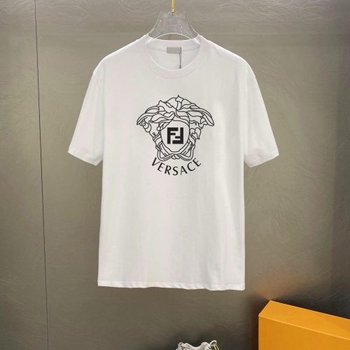 Versace T-Shirts Short Sleeved For Unisex #1242863