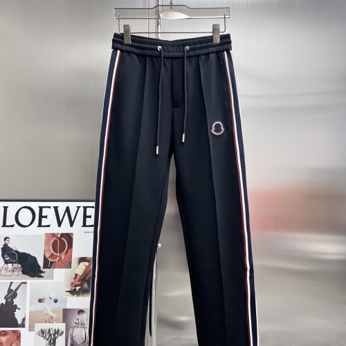 Moncler Pants For Unisex #1243111