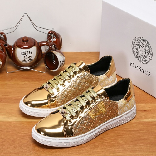 Versace Casual Shoes For Men #1243476