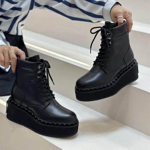 Valentino Boots For Women #1245126