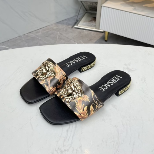 Versace Slippers For Women #1245176