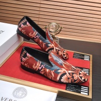 $85.00 USD Versace Leather Shoes For Men #1236927