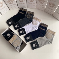 $25.00 USD Versace Socks #1237739