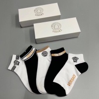 $25.00 USD Versace Socks For Men #1237838