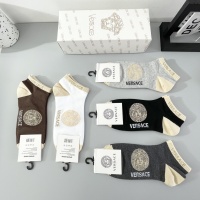 $25.00 USD Versace Socks For Men #1238060