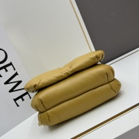 $210.00 USD LOEWE AAA Quality Messenger Bags For Women #1238094