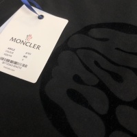 $41.00 USD Moncler T-Shirts Short Sleeved For Unisex #1239182