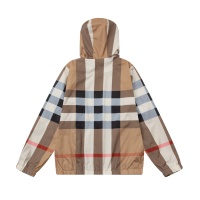 $85.00 USD Burberry Jackets Long Sleeved For Men #1239471