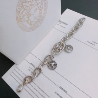 $68.00 USD Versace Bracelets #1239815