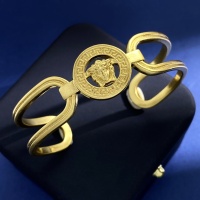 $32.00 USD Versace Bracelets #1240217