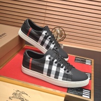 $88.00 USD Burberry Casual Shoes For Men #1243607