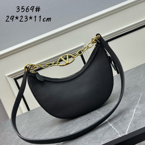 Valentino AAA Quality Messenger Bags For Women #1247472