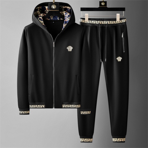 Versace Tracksuits Long Sleeved For Men #1248879