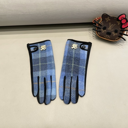 Burberry Gloves #1249352