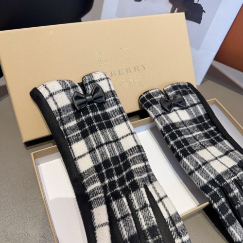 Replica Burberry Gloves #1249364 $34.00 USD for Wholesale