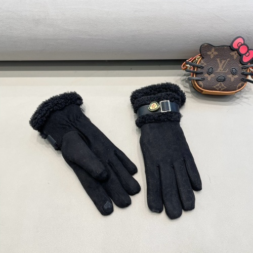 Moncler Gloves For Women #1249467