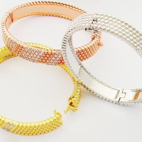 Replica Van Cleef & Arpels Bracelets #1252330 $34.00 USD for Wholesale