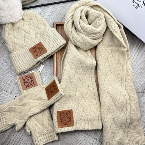 LOEWE Hat and Scarf and Glove Set #1255577