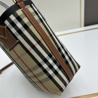 $92.00 USD Burberry AAA Quality Handbags For Women #1248364