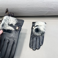 $52.00 USD Moncler Gloves For Women #1249289