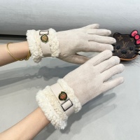 $38.00 USD Moncler Gloves For Women #1249463