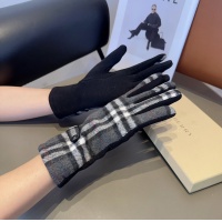 $34.00 USD Burberry Gloves #1249529