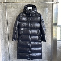 $284.30 USD Moncler Down Feather Coat Long Sleeved For Women #1250982