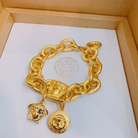 $64.00 USD Versace Bracelets #1253096