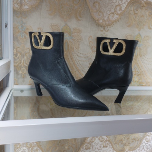 Valentino Boots For Women #1258151