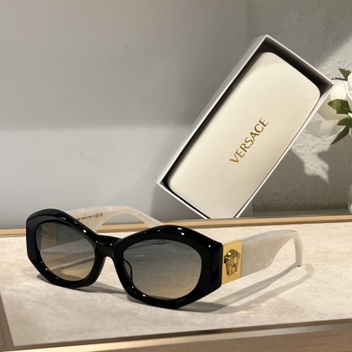 Versace AAA Quality Sunglasses #1258308