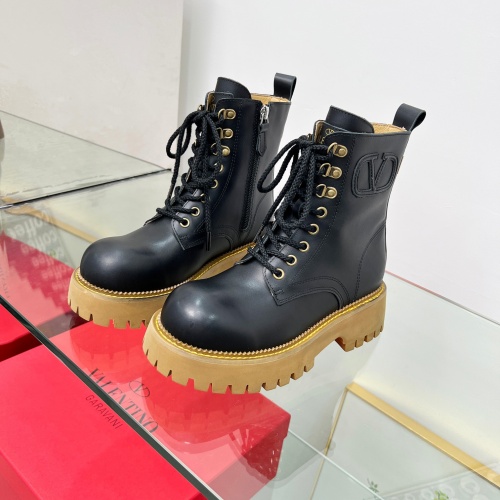 Valentino Boots For Women #1258541