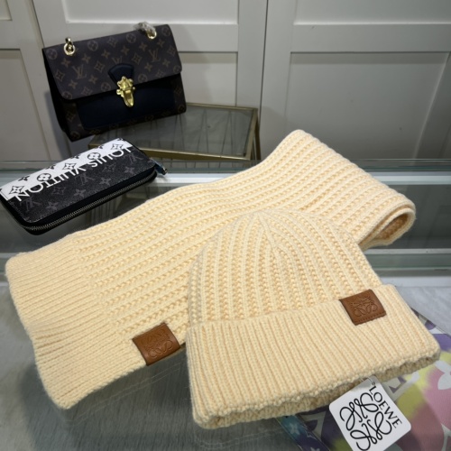 LOEWE Hat and Scarf Set #1261025