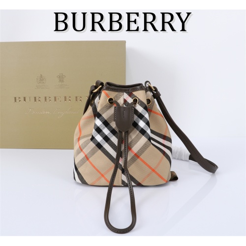 Burberry AAA Quality Messenger Bags For Women #1266680