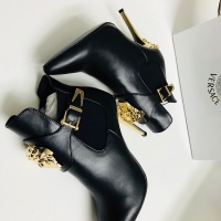 $96.00 USD Versace Boots For Women #1257775