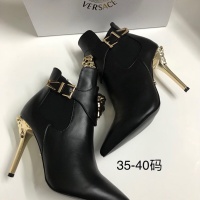 $96.00 USD Versace Boots For Women #1257775