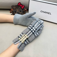 $40.00 USD Burberry Gloves #1260780