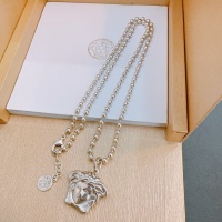 $42.00 USD Versace Necklaces #1261961