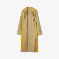 $257.85 USD Burberry Trench Coat Long Sleeved For Unisex #1263633