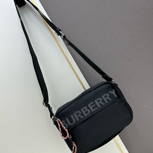 Burberry AAA Quality Messenger Bags For Unisex #1267579