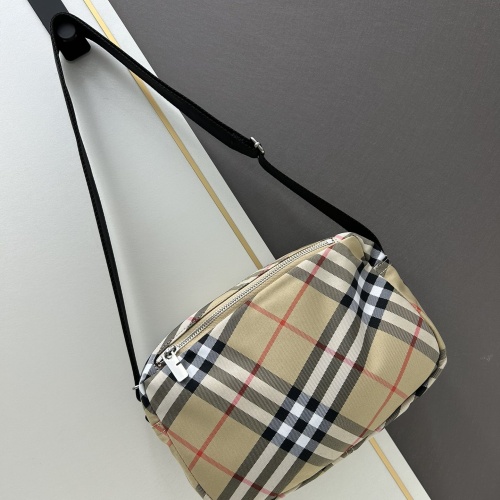 Replica Burberry AAA Quality Messenger Bags For Unisex #1267586 $98.00 USD for Wholesale