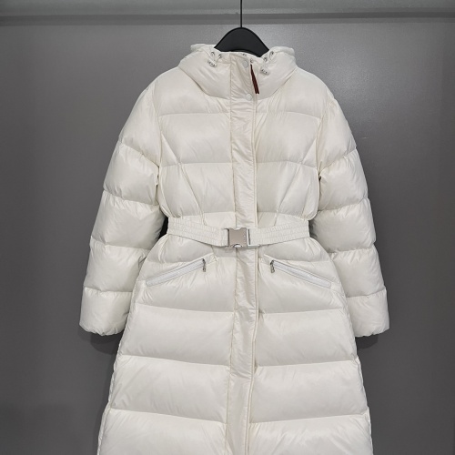 Moncler Down Feather Coat Long Sleeved For Women #1267756