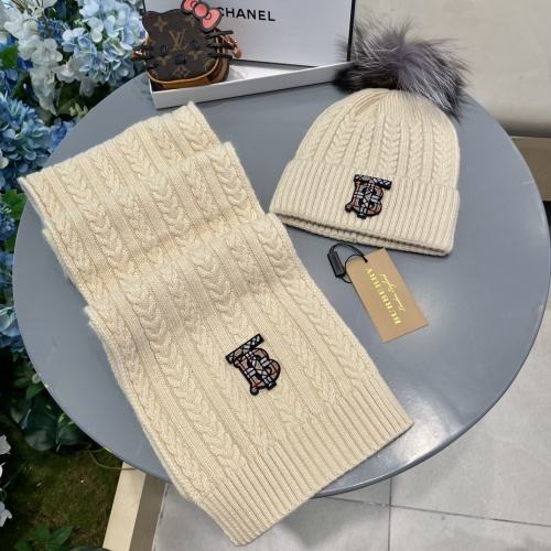 Burberry Hat and Scarf Set #1269904