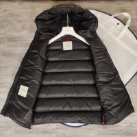 $112.00 USD Moncler Down Feather Coat Sleeveless For Unisex #1267563