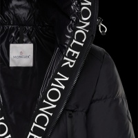 $182.00 USD Moncler Down Feather Coat Long Sleeved For Unisex #1267606