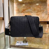 $158.00 USD Bottega Veneta AAA Man Messenger Bags #1273876